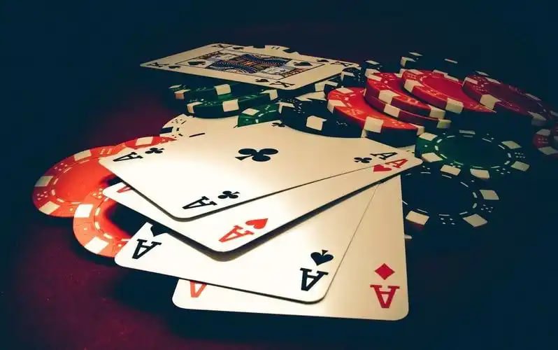 win32app Game bài trực tuyến